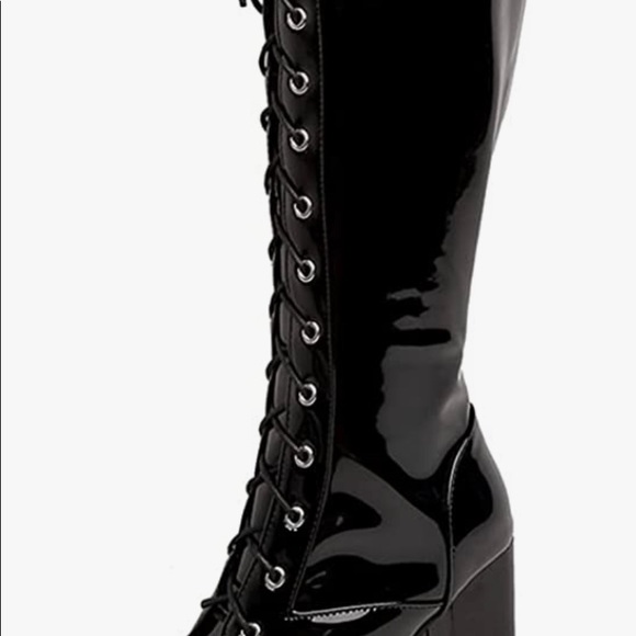 PATENT LUG BOOTS - Picture 4 of 5